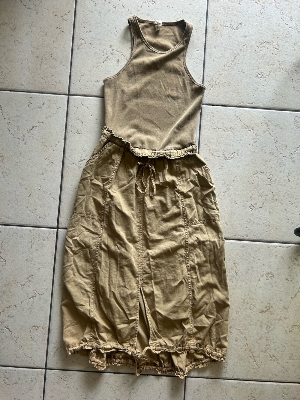 Sleeveless Midi Dress in Khaki